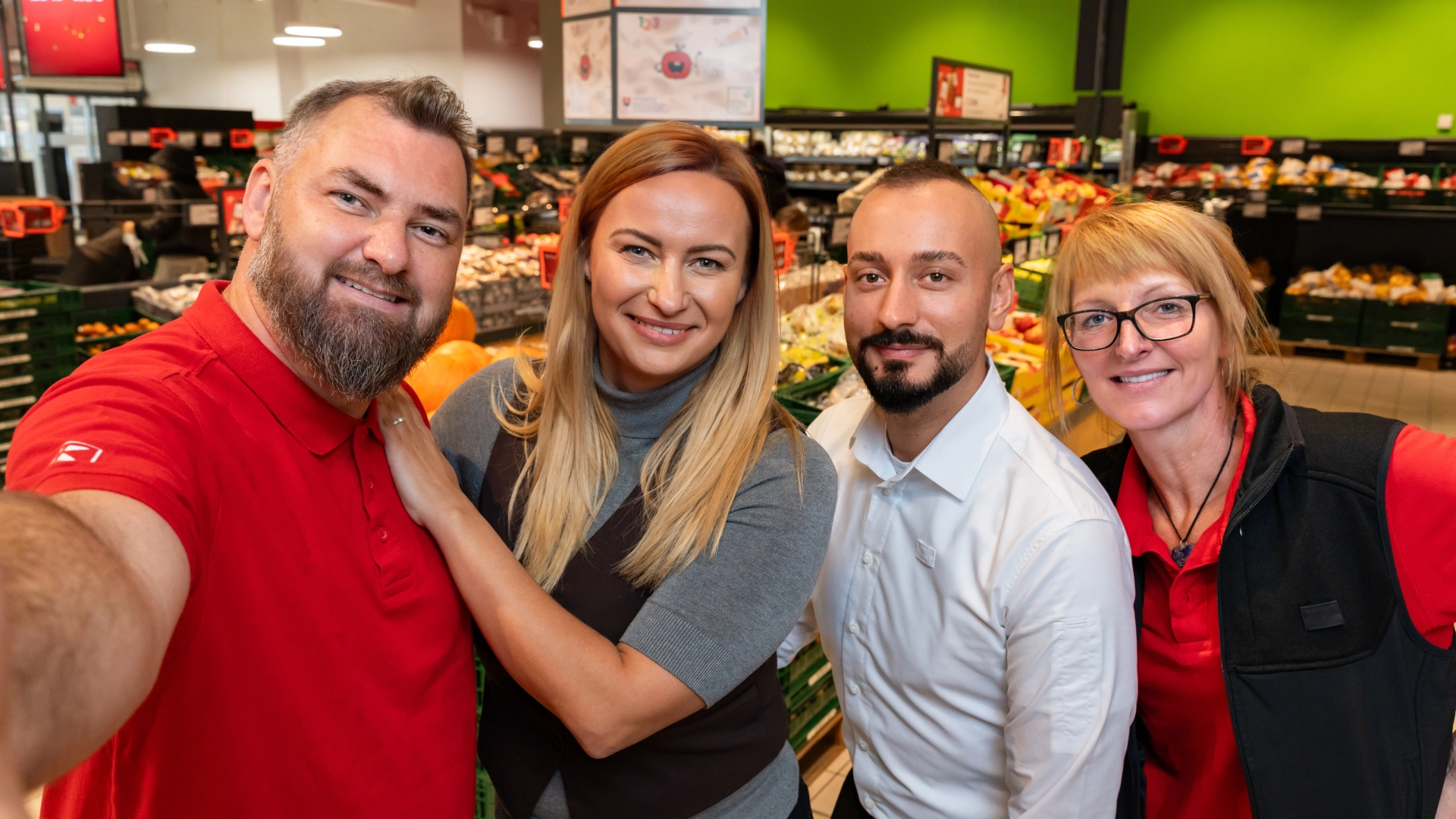 tím zamestnancov predajne